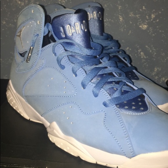 Pantone Jordan 7s - Picture 2 of 4